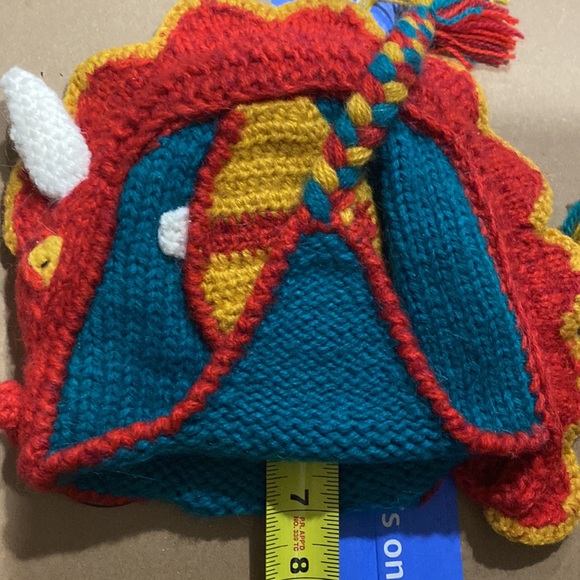 Hand knit Red Dragon Beanie 17% alpaca wool kids hat - Picture 10 of 11